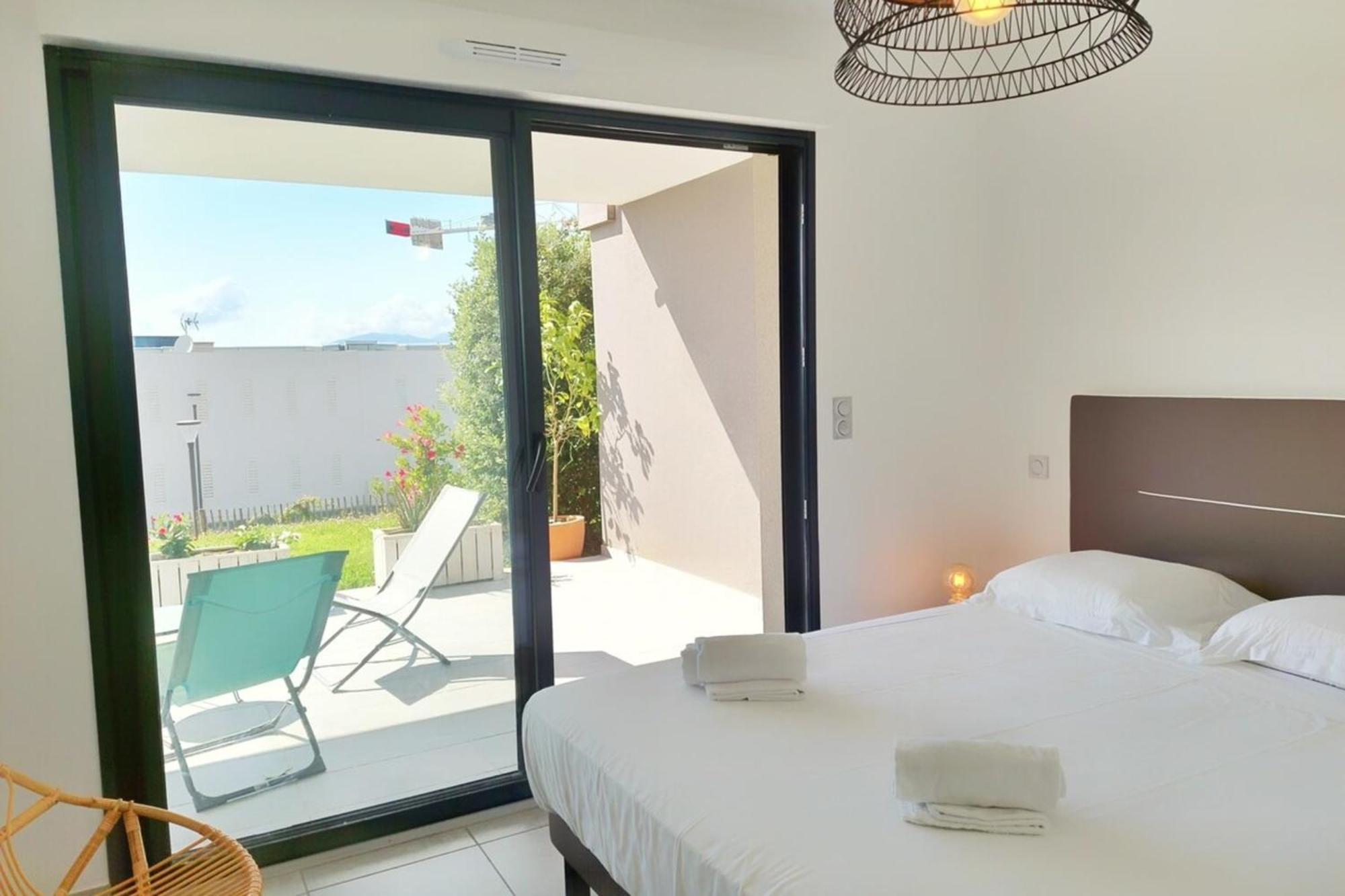 NEW ! - Duplex KIARA - plage à pied - terrasse - WIFI - Clim Pietrosella Extérieur photo